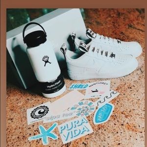 LOOKING for Air Force ones